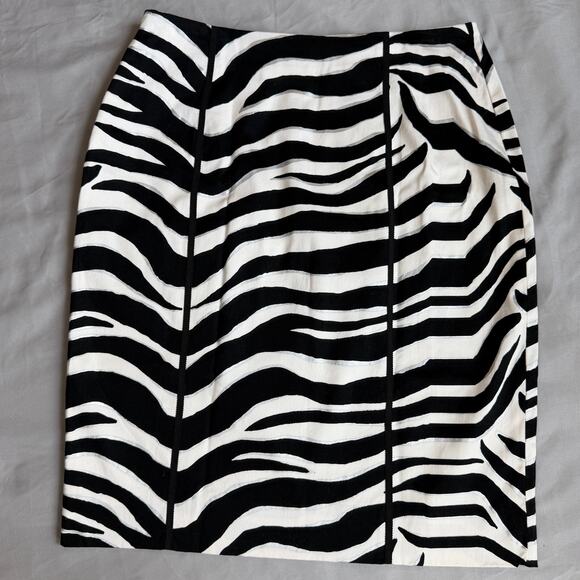 White House Black Market, Black White, Zebra Print, Knee Length, Pencil Skirt-00 - Picture 2 of 9